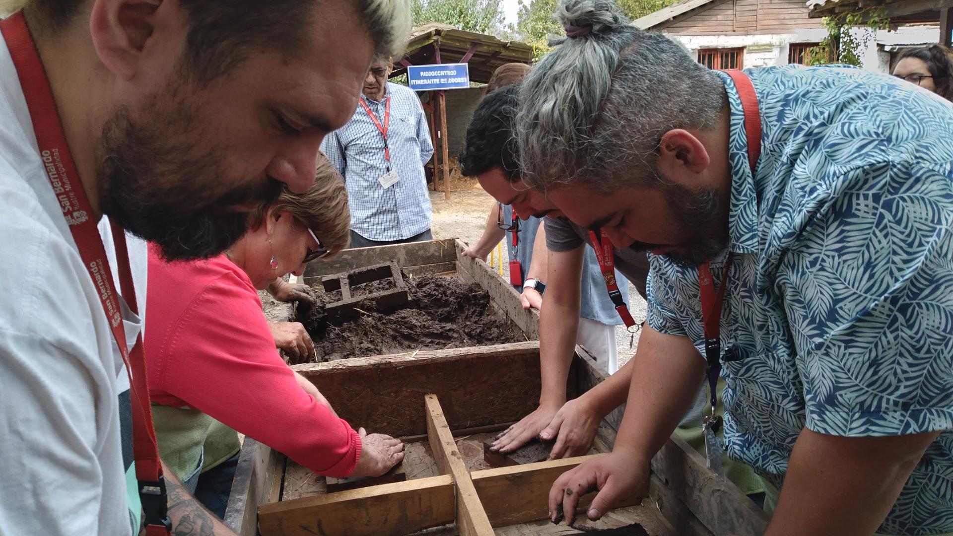 Educación de las Manos en Fundación Recabarren