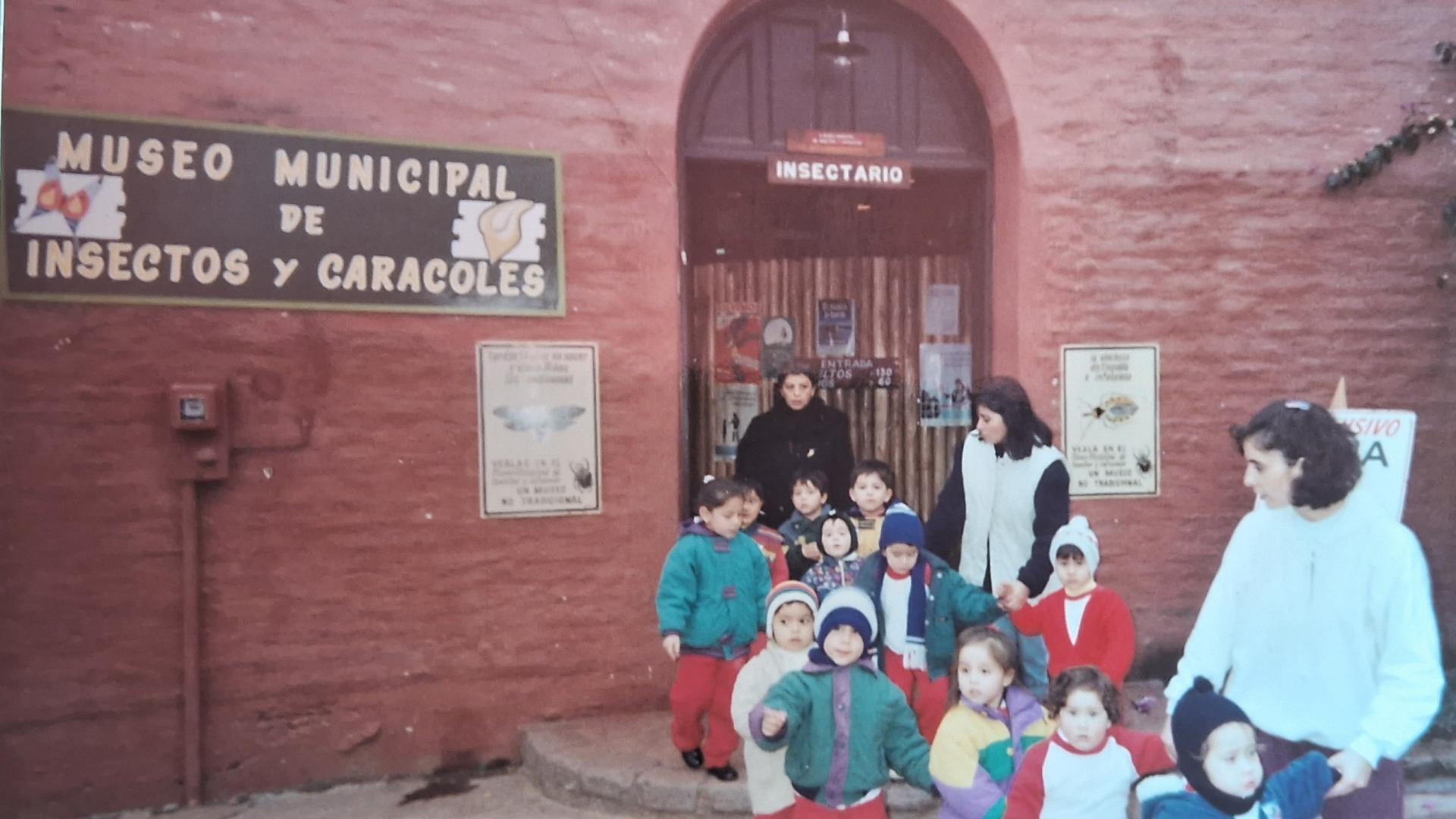 Entrada antigua museo 1980