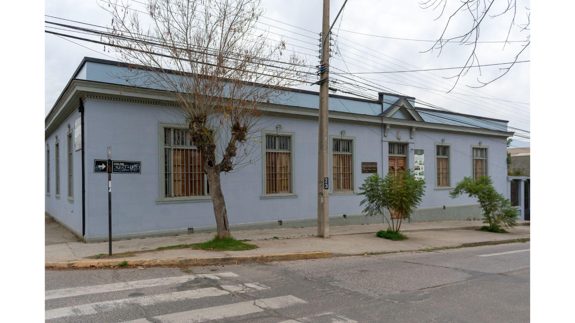 Frontis Museo