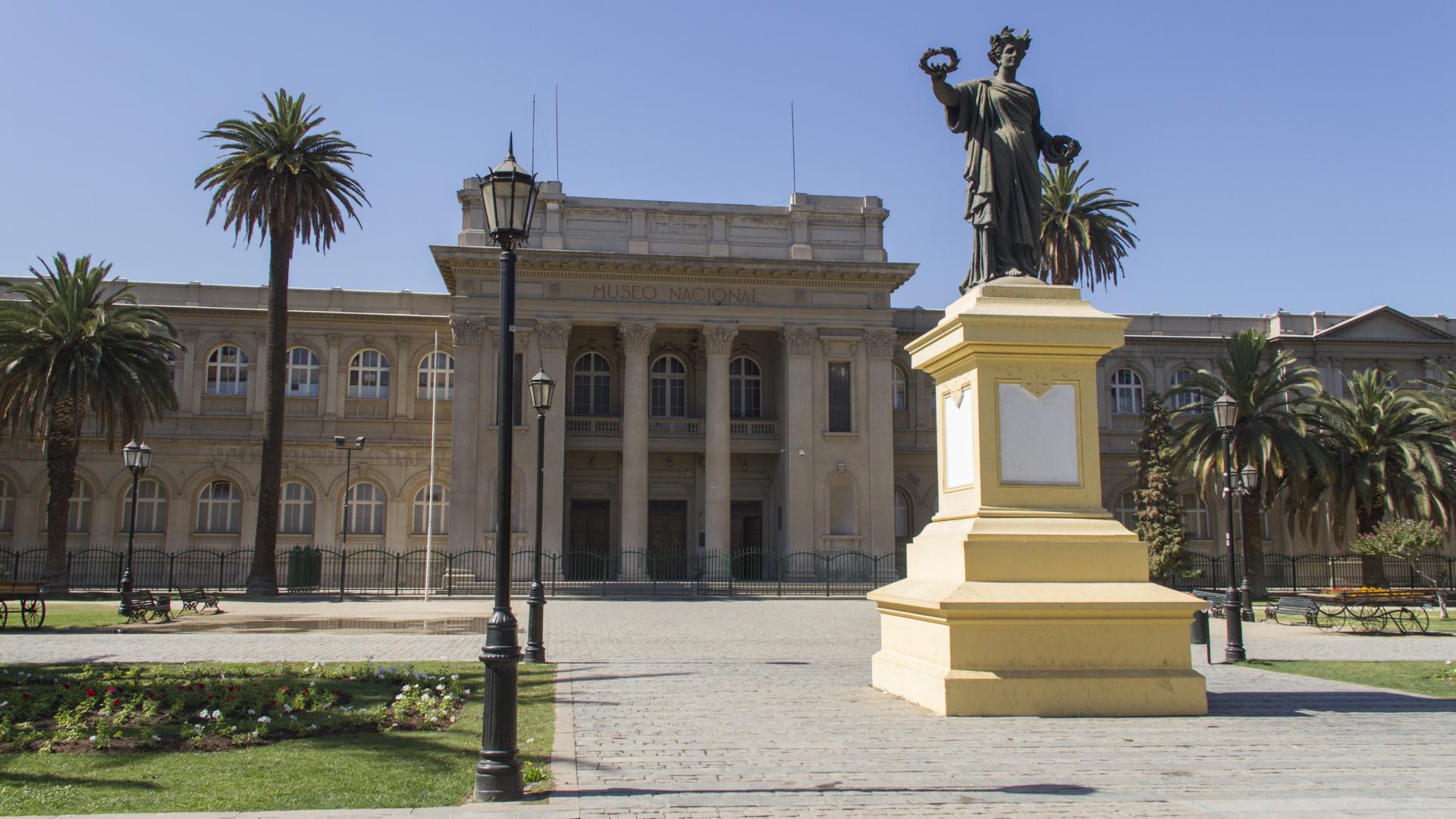 Fachada MNHN