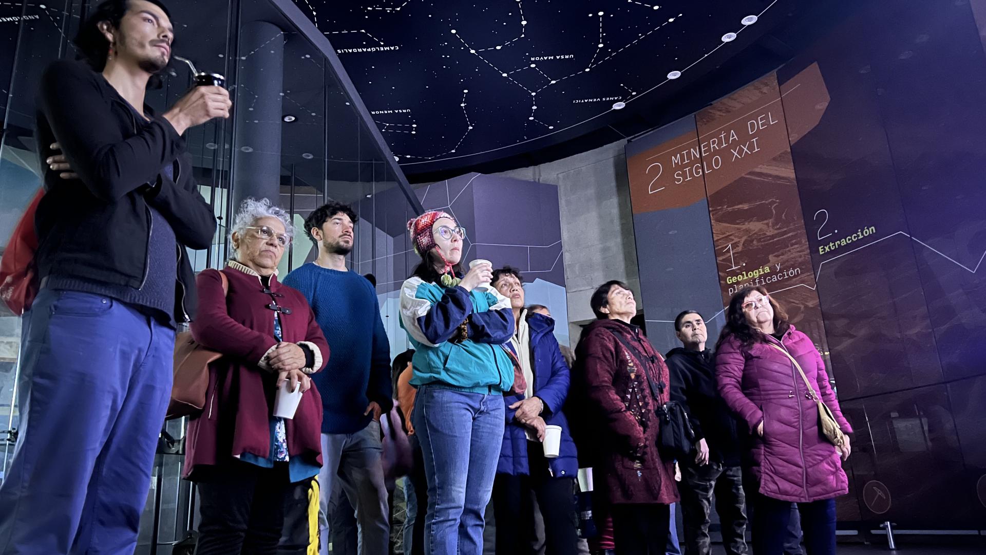 Sala circular de exhibición de la muestra museográfica del Centro Andrónico Luksic Abaraoa.