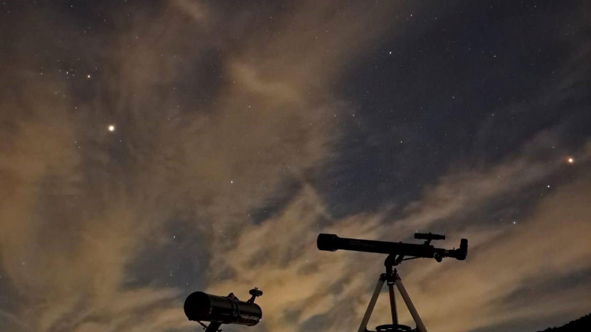 Dos telescopios a espera de evento lunar