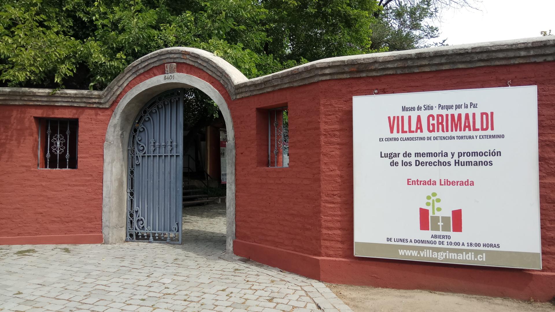 Fachada de Parque por la Paz Villa Grimaldi